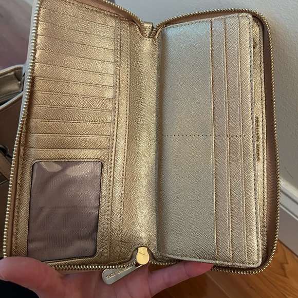 Michael Kors purse - Picture 6 of 9